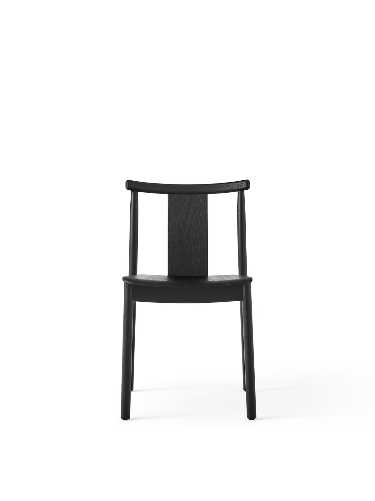 Audo Copenhagen Merkur Dining Chair spisestol, uten polstring. Velg treverk og armlener.
