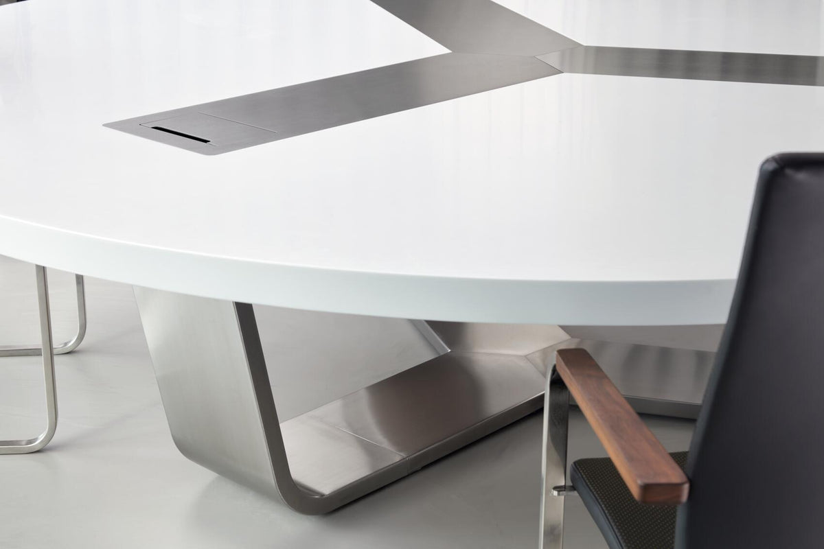 Thonet S 8000 konferansebord