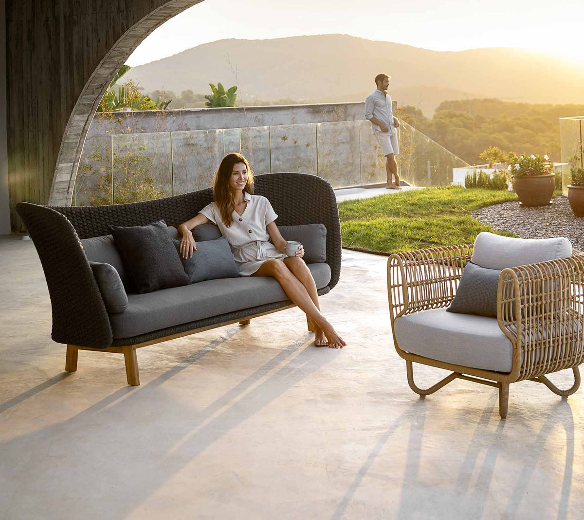 Cane-line Peacock Wing 3-seter sofa, teak, inkl. puter