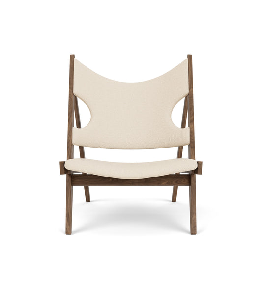 Audo Copenhagen Knitting Lounge Chair lenestol. Velg tekstil og treverk