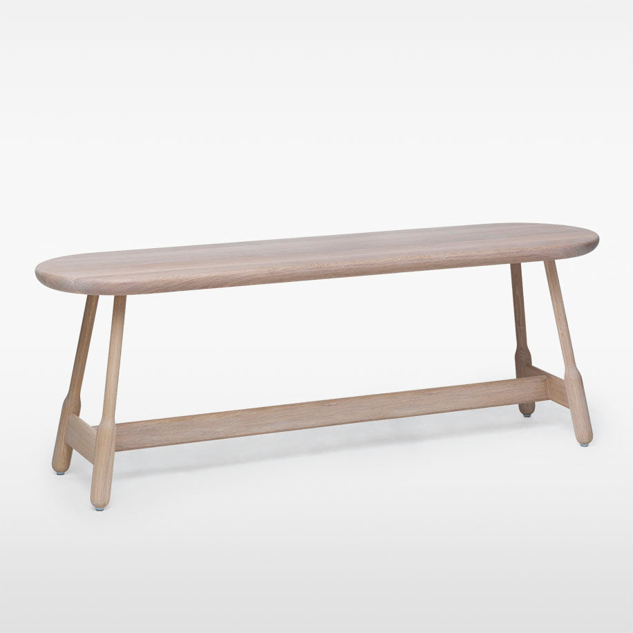 Massproductions Albert benk – L 160 cm / Hvitoljet eik