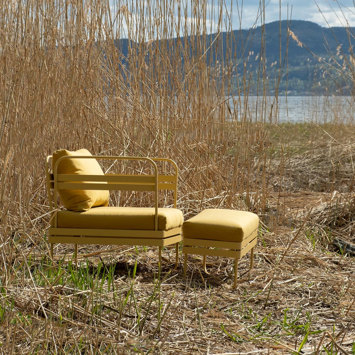 BRIS utesofa fra Ygg&Lyng. Stol / modul med armlener.