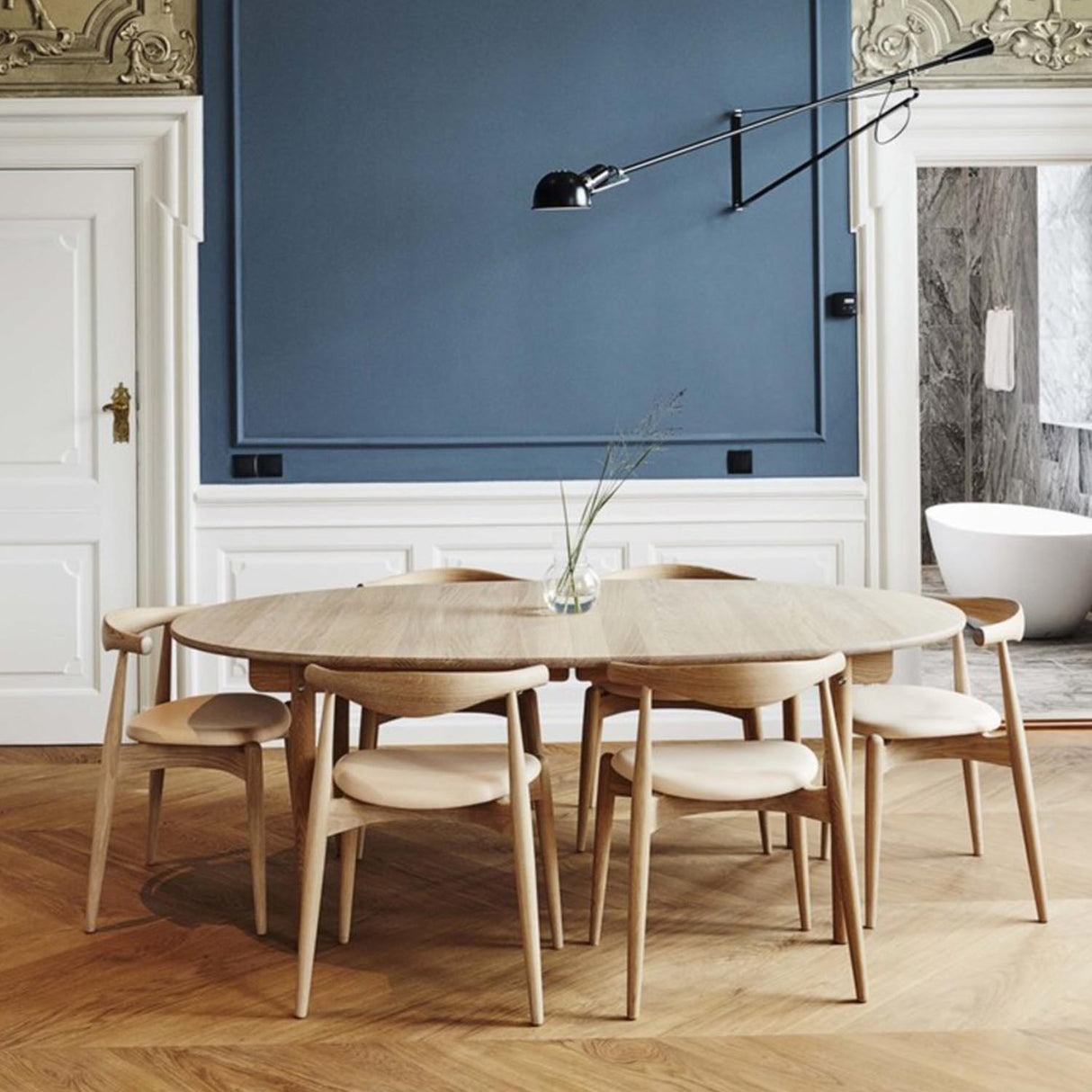 Carl Hansen tilleggsplate til CH338 spisebord. Såpet eik.