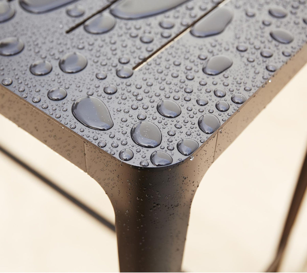 Cane-line Cut barbord 120×60 cm, sort aluminium