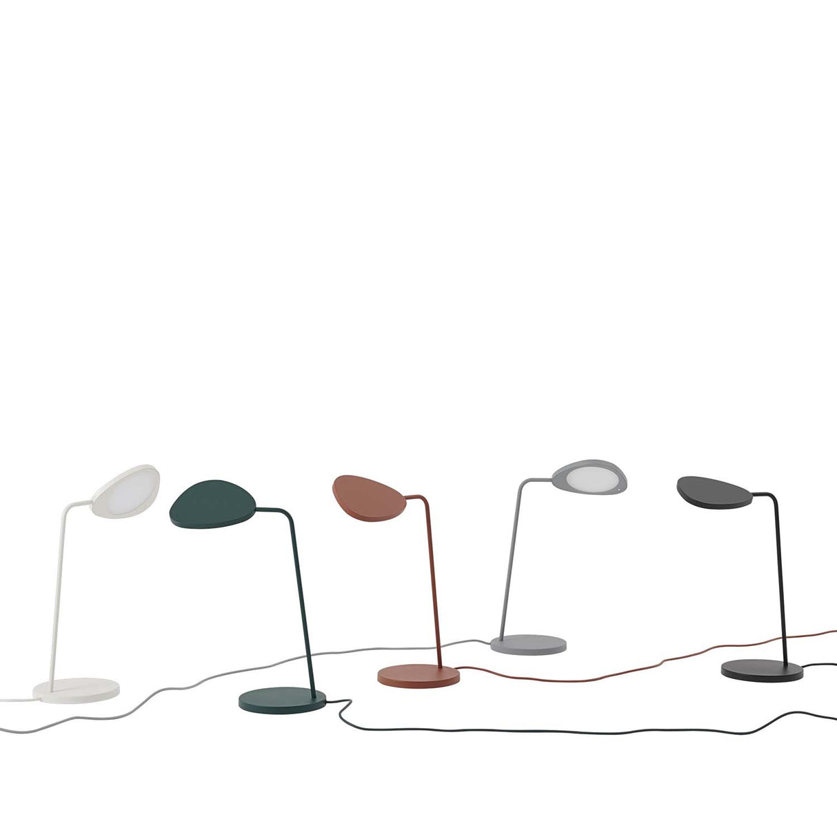 Leaf bordlampe fra Muuto. Bestillingsvare.