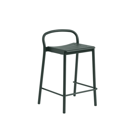 Muuto Linear Steel barkrakk ute. Velg farge