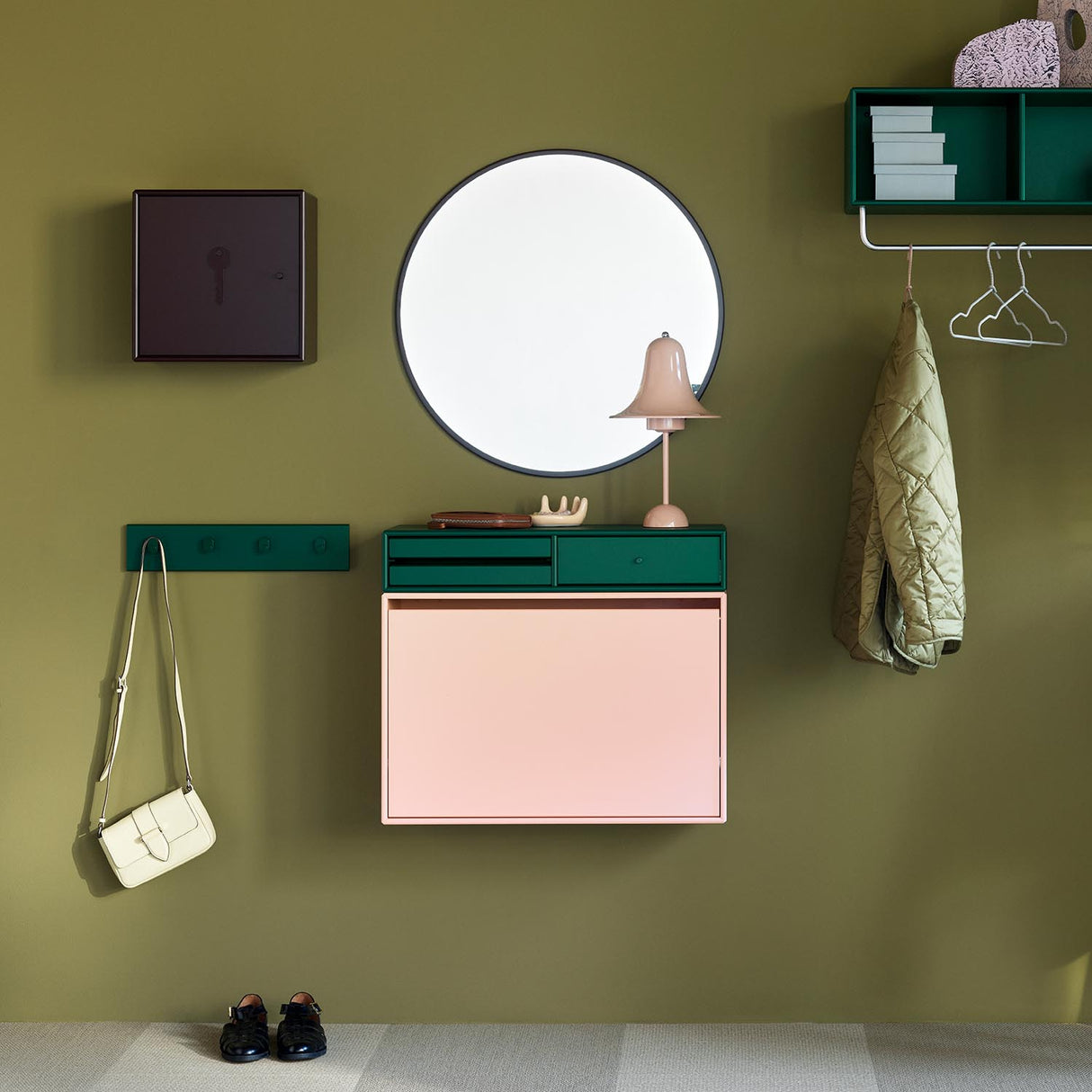 Montana MAKEUP. Quickship farger. (2-3 ukers leveringstid.)