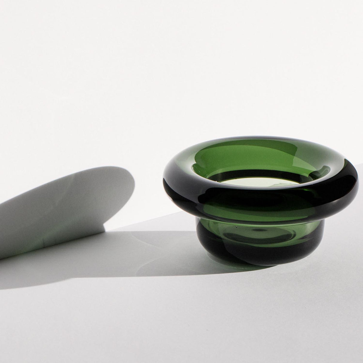 Nedre Foss Sirkel telysholder, grønn.