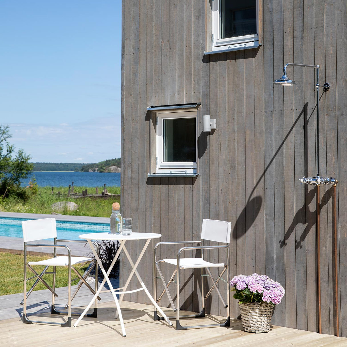 Fiam Regista utestoler. Beige texfil med aluminium ramme. Sammenleggbar. 2 stk på lager.