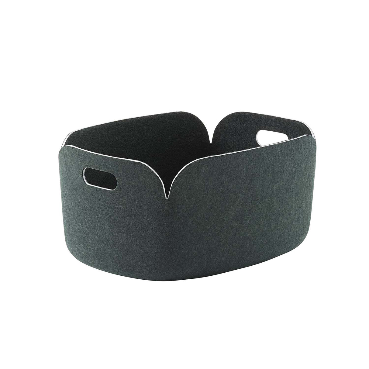 Muuto Restore kurv 48 x 35 cm. Flere farger.