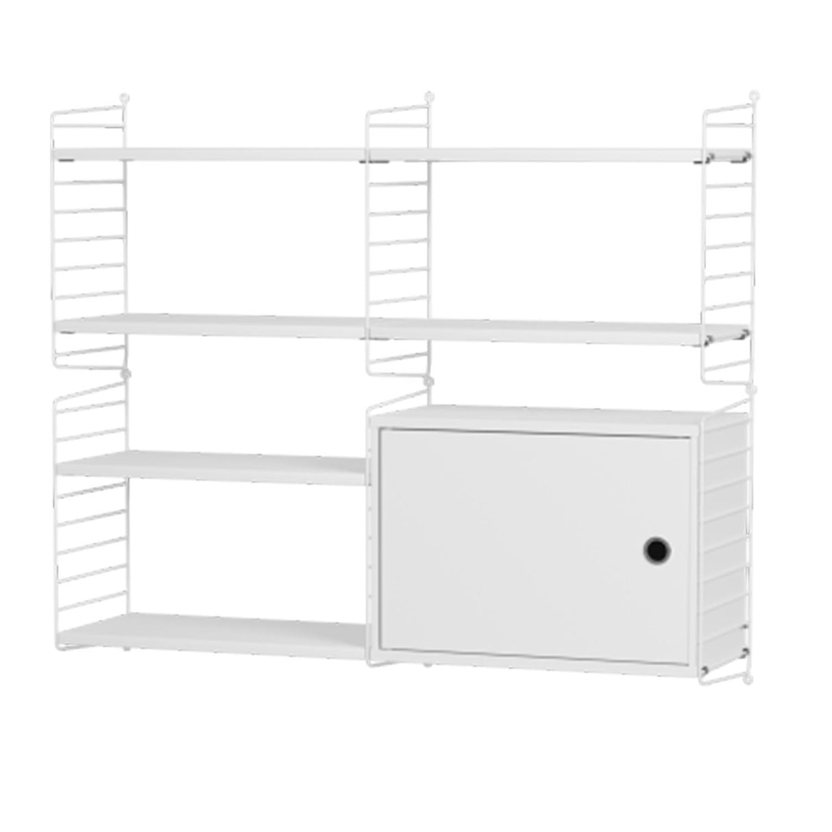 String vegghylle 120 cm bredde, 100 cm høyde. Hyller og skap i bredde 60 cm, dybde 30 cm. Flere fargevarianter. Bestillingsvare.