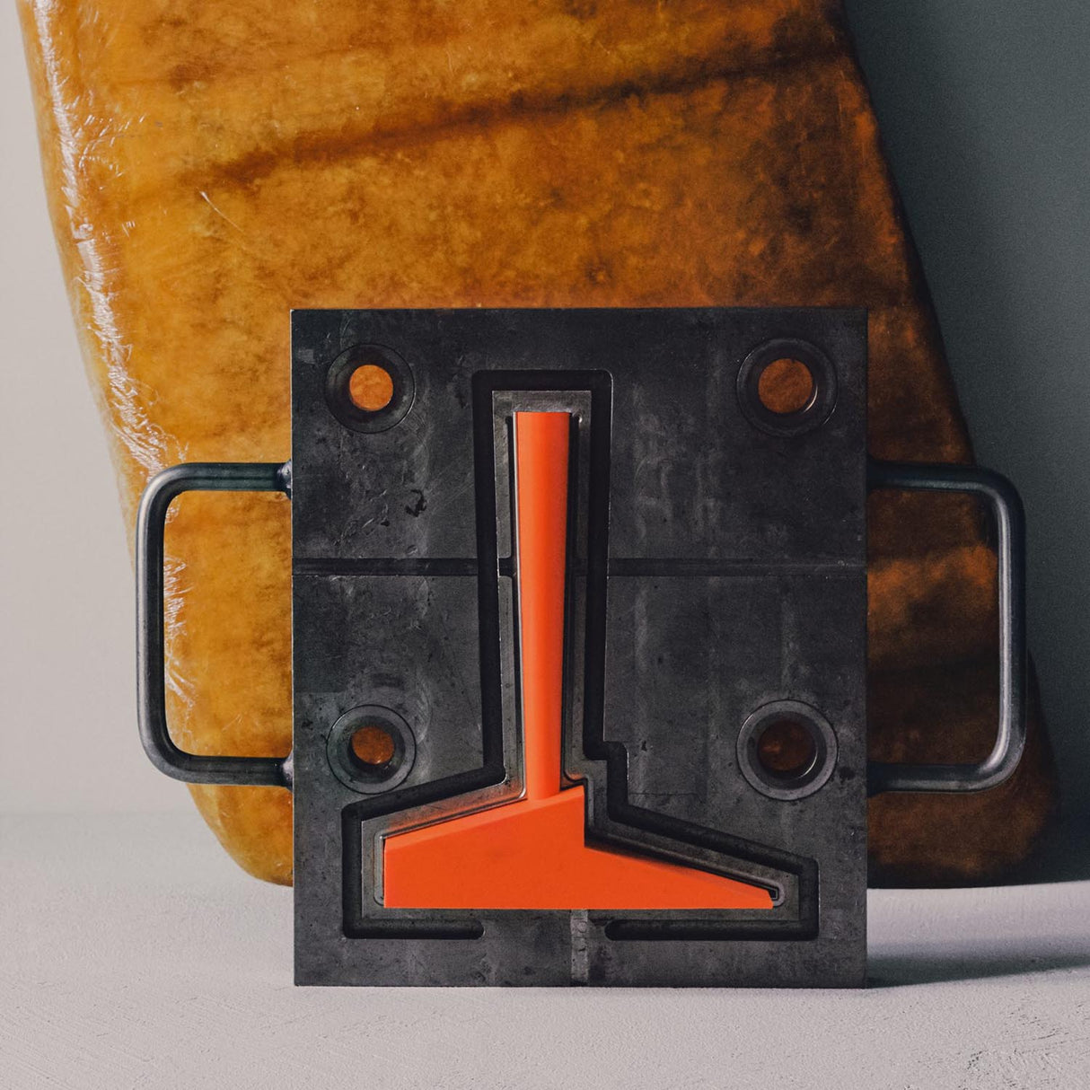 Massproductions Universal dørstopper, brun