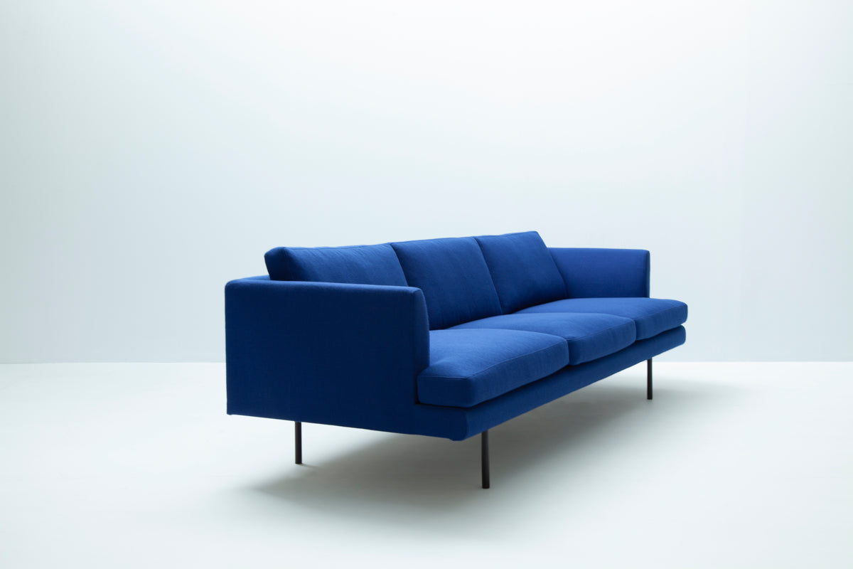 LK Hjelle Frí sofa 3-seter (Frí 301). Velg tekstil