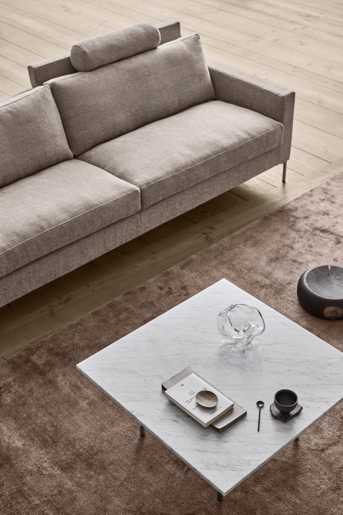 Eilersen Lift sofa – skumsete, dunrygg med skumkjerne – detaljbilde