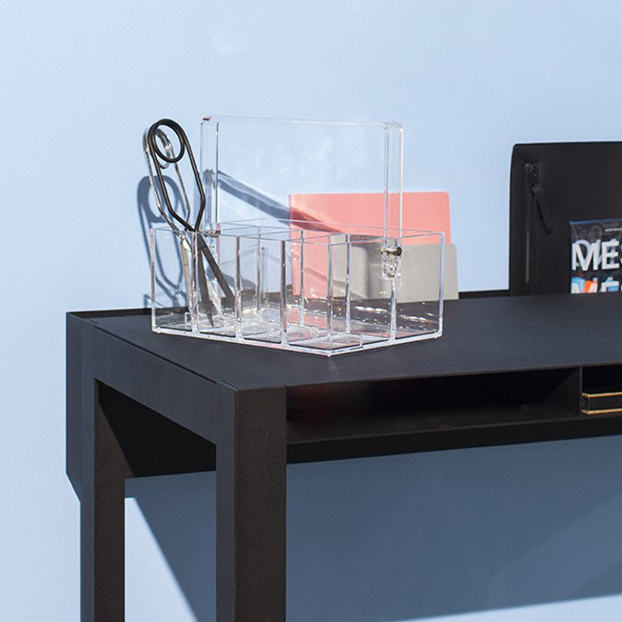 Nomess "Spring" saks.