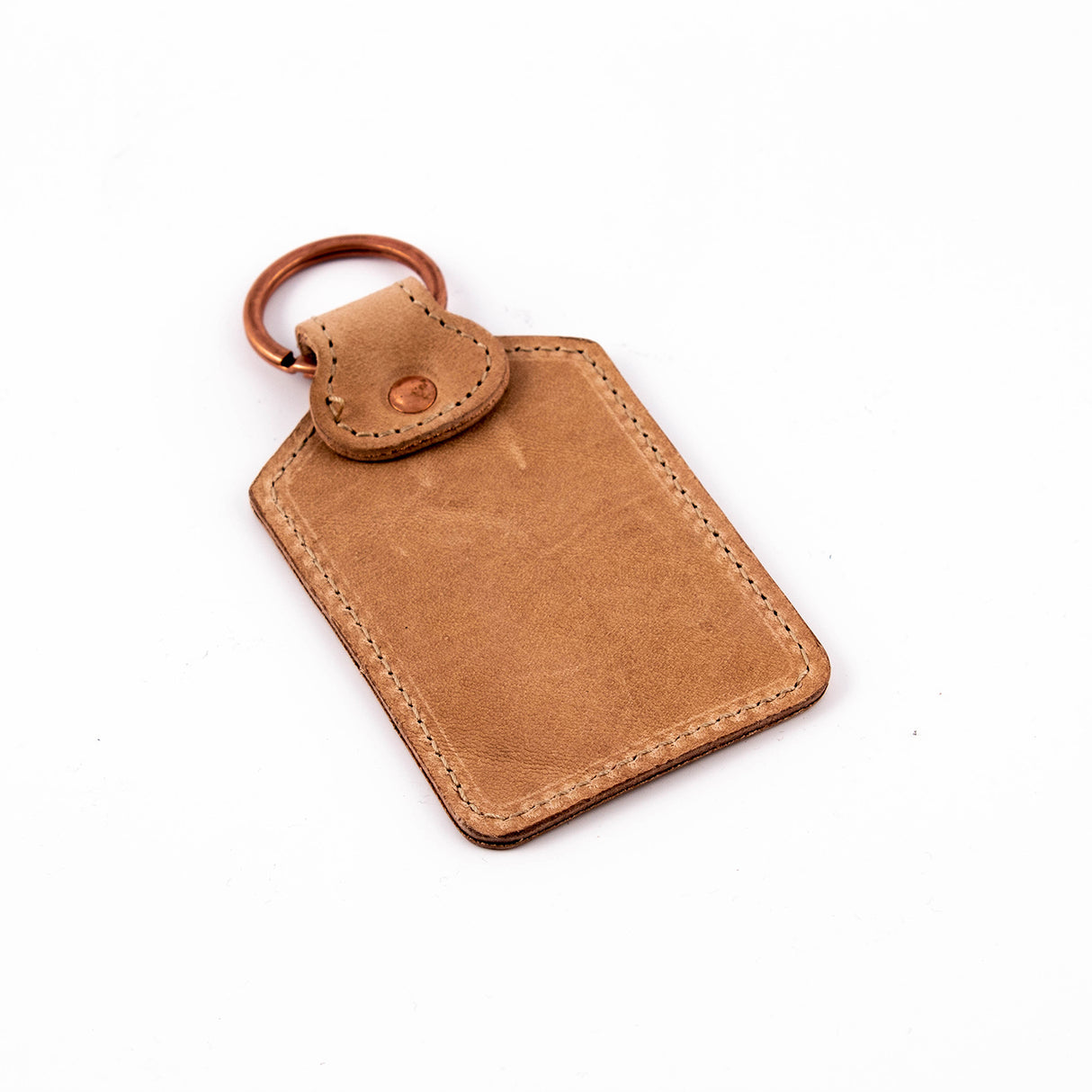 Tom Dixon nøkkelring i lær i flere farger.