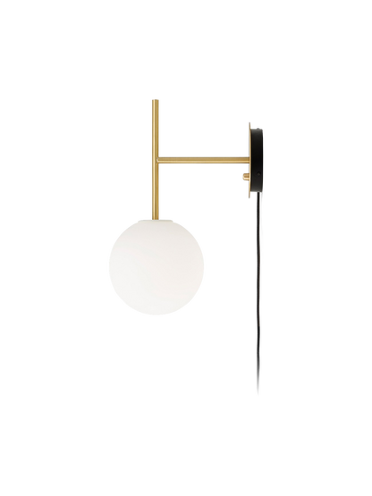 Audo Copenhagen TR Bulb Suspended Wall Lamp vegglampe. Velg farge