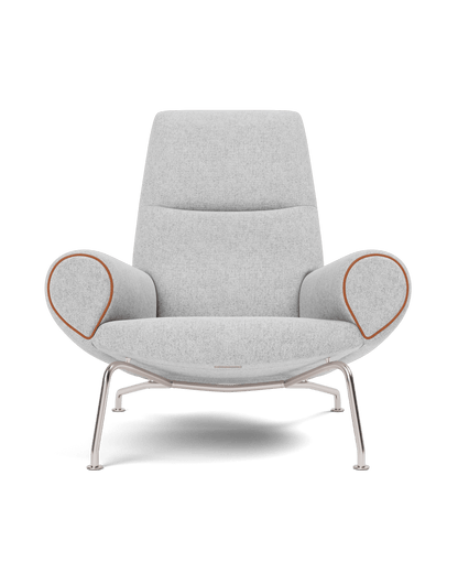 Fredericia Wegner Queen Chair lenestol. Velg tekstil og understell.