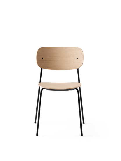 Audo Copenhagen Co Dining Chair spisestol, uten polstring. Velg understell, treverk og armlener