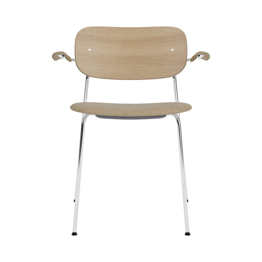 Audo Copenhagen Co Dining Chair spisestol, polstret sete, med armlener, krom. Velg tekstil og rygg