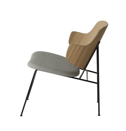 Audo Copenhagen The Penguin Lounge Chair lenestol, uten polstring. Velg treverk
