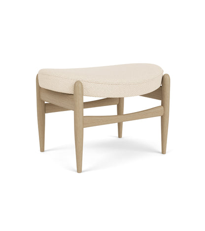 Audo Copenhagen Elizabeth Ottoman puff. Velg tekstil og treverk