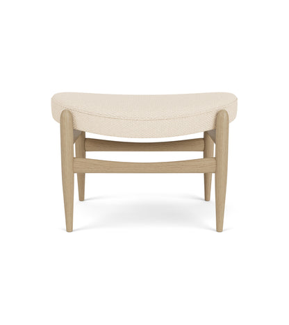 Audo Copenhagen Elizabeth Ottoman puff. Velg tekstil og treverk