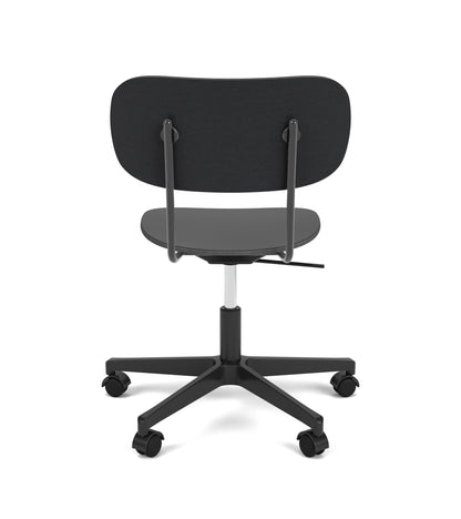 Audo Copenhagen Co Task Chair kontorstol, polstret sete, uten armlener, polert aluminium. Velg tekstil og rygg