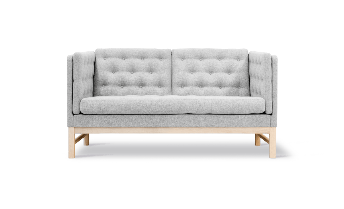 Fredericia EJ315 Sofa 153 cm, 2-seter. Velg tekstil og treverk.