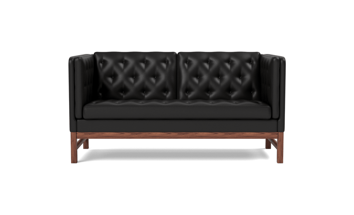 Fredericia EJ315 Sofa 153 cm, 2-seter. Velg tekstil og treverk.