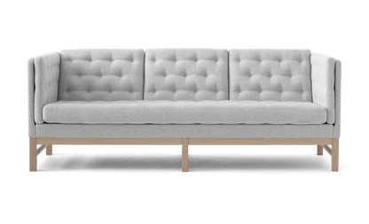 Fredericia EJ315 Sofa 210 cm, 3-seter. Velg tekstil og treverk.