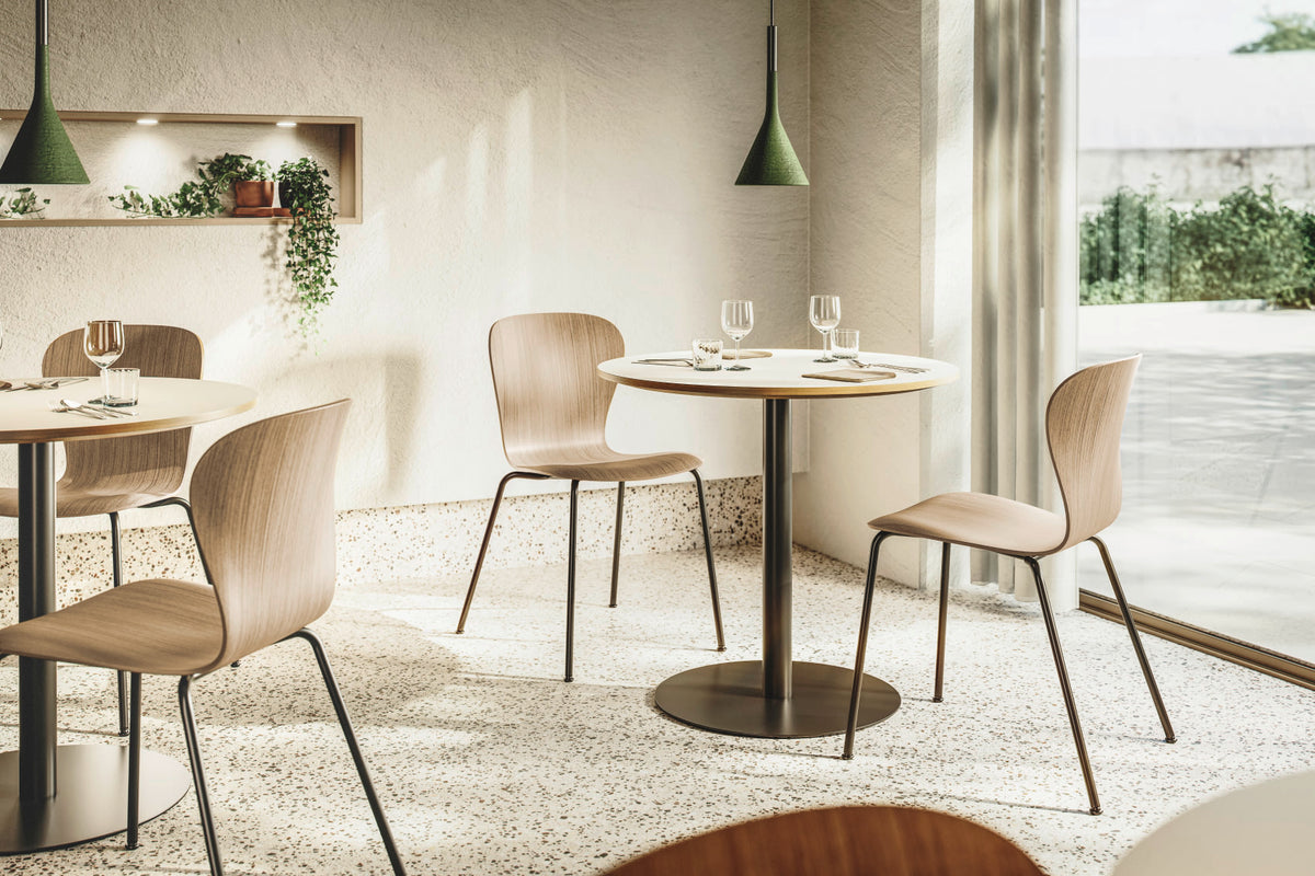 Thonet S 220 stol i miljø