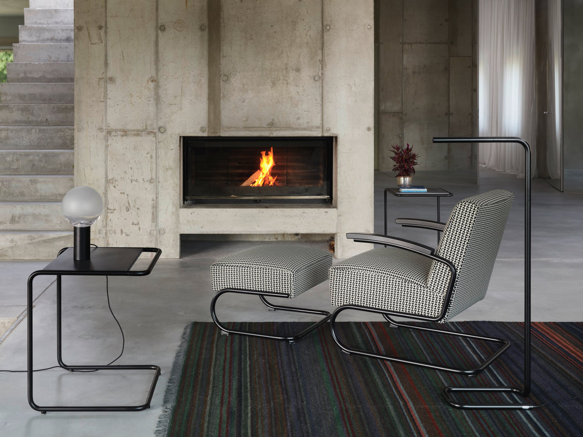 Thonet B 97 ved sofa