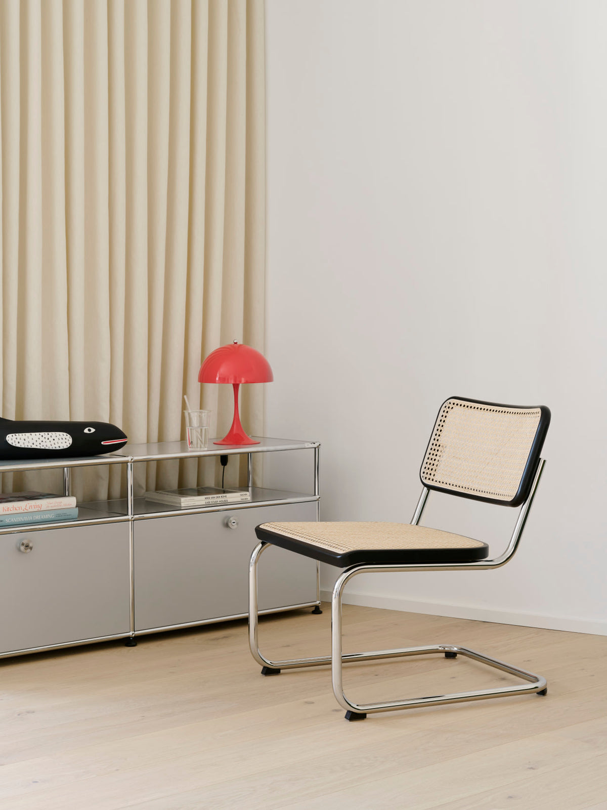 Thonet S 32 L i stue