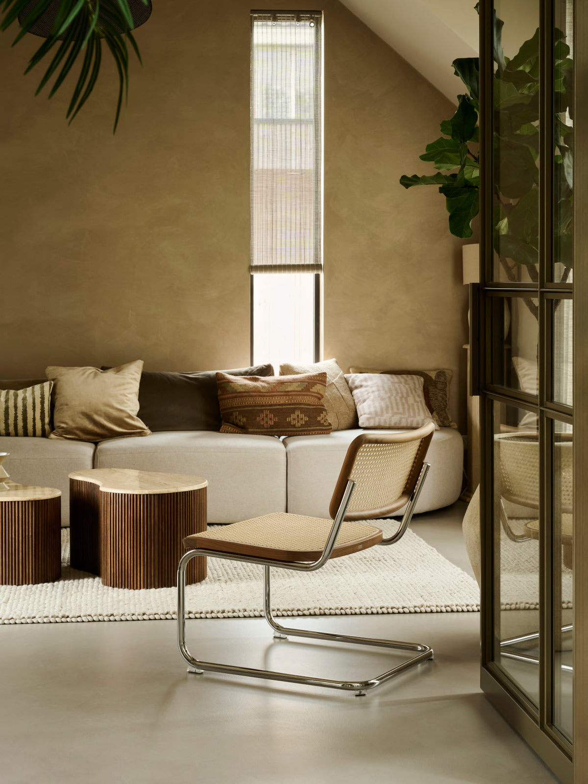 Thonet S 32 L i lun stue