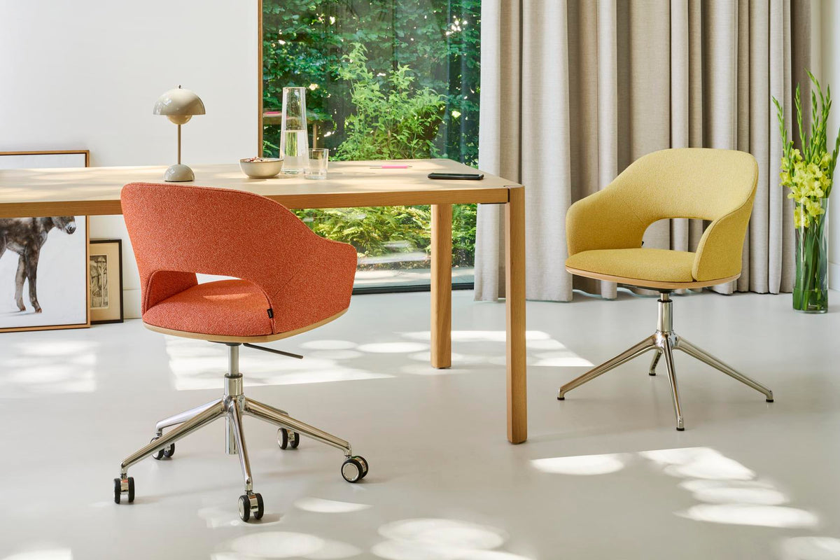 Thonet 521 kontorstol i miljø