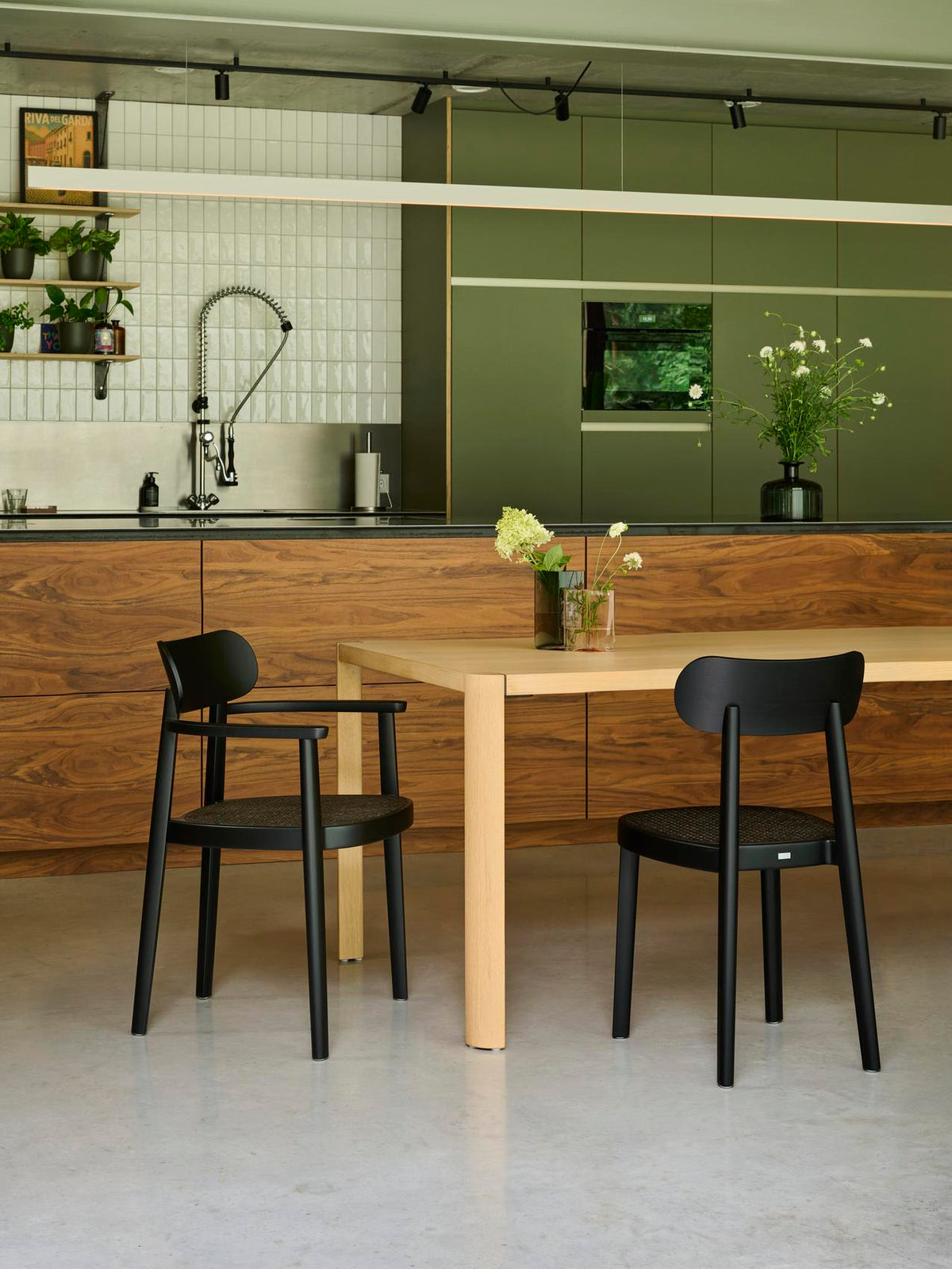 Thonet 118 FV armstol i miljø