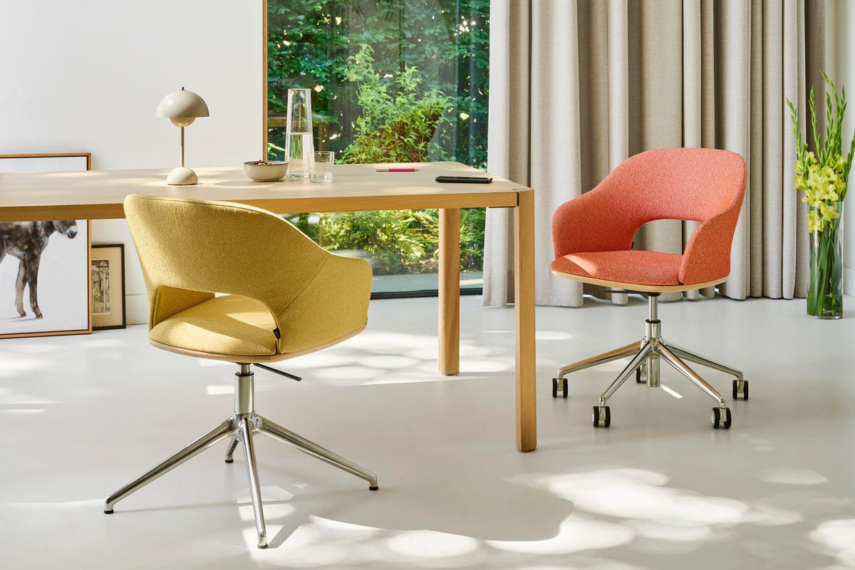 Thonet 521 kontorstol i miljø