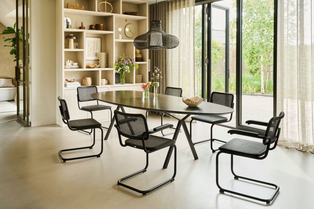 Thonet S 32 V / S 64 V Edition Herkner i miljø