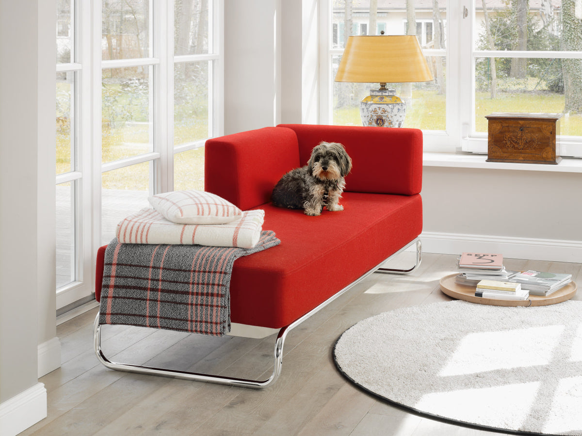 Thonet S 5002 i rødt
