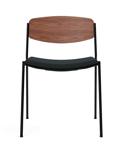 Fredericia Lynderup Chair setepolstret. Velg tekstil og treverk.