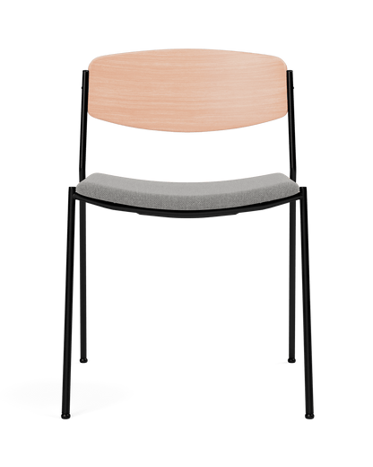Fredericia Lynderup Chair setepolstret. Velg tekstil og treverk.