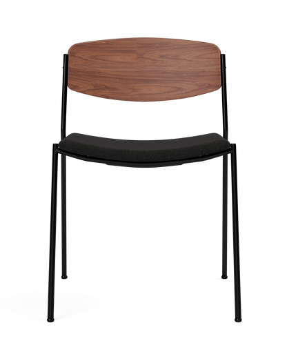Fredericia Lynderup Chair setepolstret. Velg tekstil og treverk.