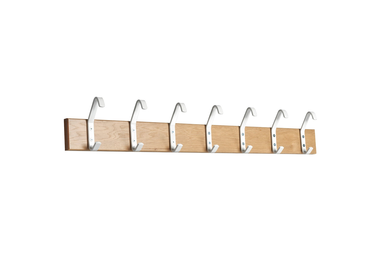 Essem Design Kroklist 2 knaggrekke – hvite kroker. Velg farge og lengde.