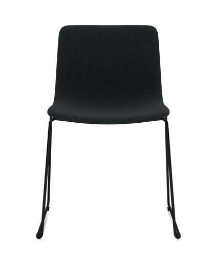 Fredericia Pato Sledge Chair fullpolstret. Velg tekstil.