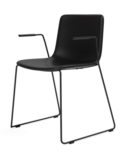 Fredericia Pato Sledge Armchair fullpolstret. Velg tekstil