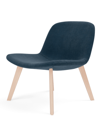Fredericia Eyes Lounge Wood Chair trestell. Velg tekstil og treverk