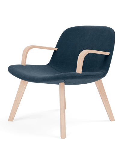 Fredericia Eyes Lounge Wood Armchair trestell. Velg tekstil og treverk