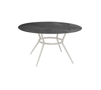 Cane-line Joy spisebord Ø144 cm – Sand, aluminium / Fossil black, keramikk