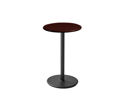 Cane-line Go kafébord Ø45 cm – Lava grey, aluminium / Burgundy, halvblank aluminium